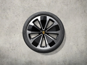 22' Macan Style summer wheel-and-tyre set, high gloss black. Porsche Macan-e - 95C044660G